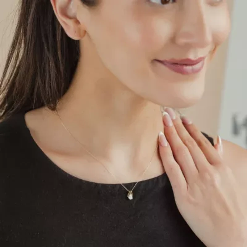 Diamond Blossom (G Womens Diamond Accent Lab Grown White Diamond 10K Gold Pear 18 Inch Pendant Necklace