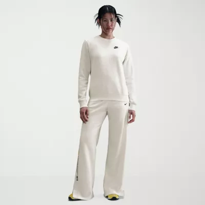 Nike Womens Crew Neck Long Sleeve Sweatshirt