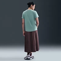 Nike Sportswear Club Essentials Womens Logo T-Shirt