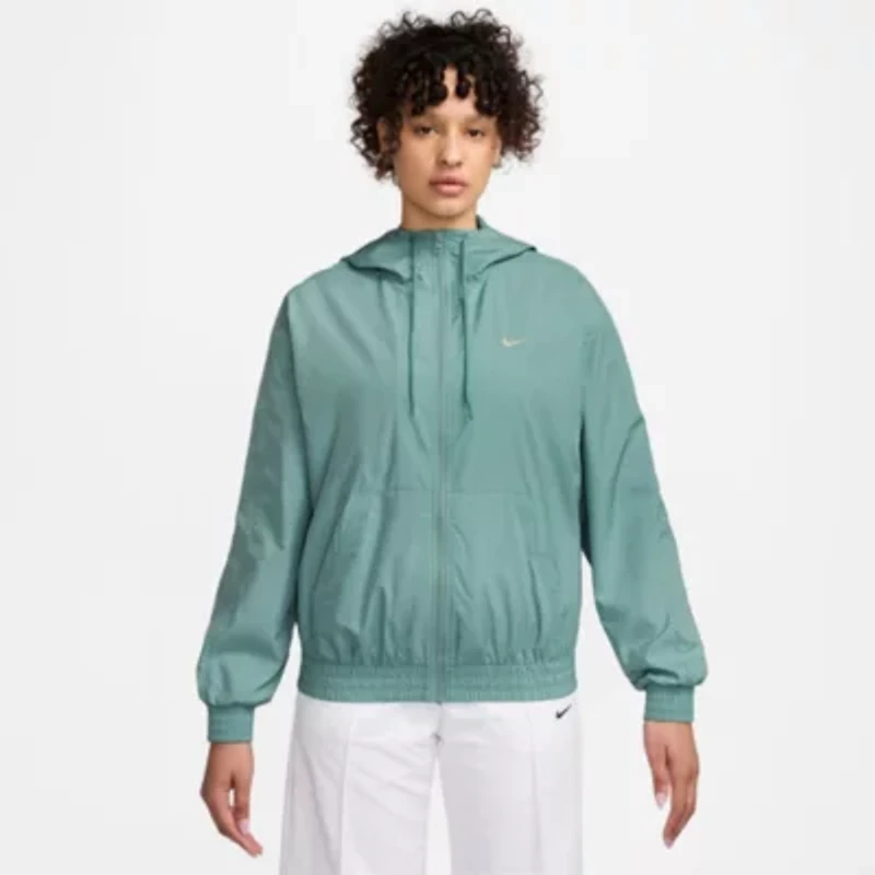 Nike Womens Hooded Lightweight Windbreaker