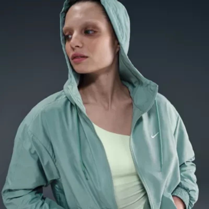 Nike Womens Hooded Lightweight Windbreaker