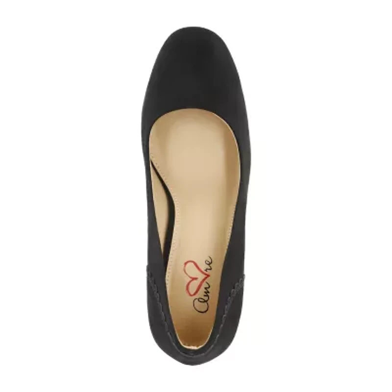 Mia Amore Danila Womens Round Closed Toe Block Heel Pumps