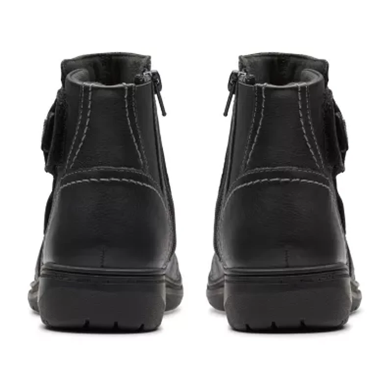 Clarks Womens Carleigh Style Flat Ankle Boots
