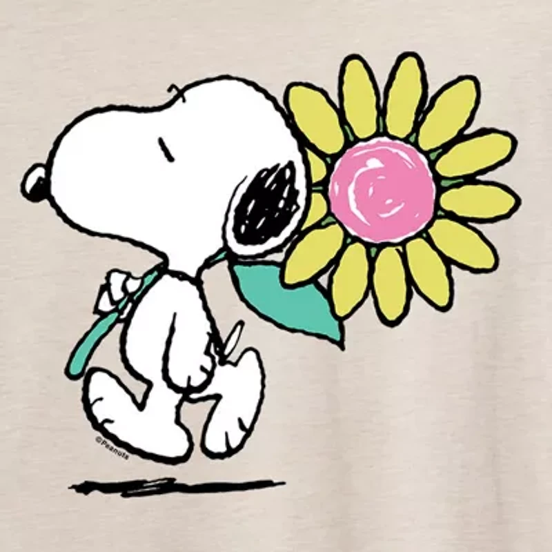Womens Scoop Neck Short Sleeve Oversized Peanuts Snoopy Juniors Graphic T-Shirt