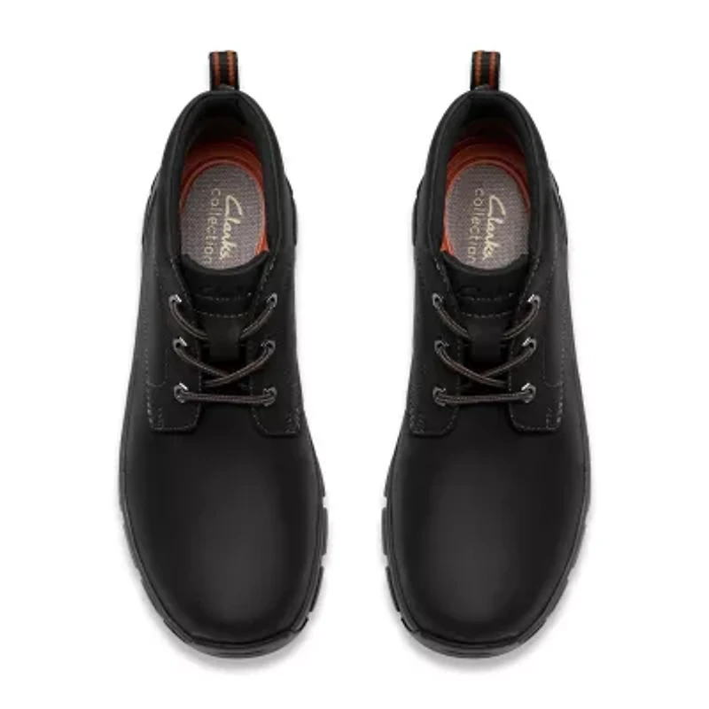 Clarks Mens Walpath Flat Heel Chukka Boots