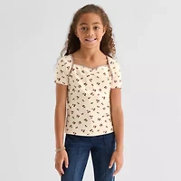 Eyeshadow Big Kid Girls Square Neck Short Sleeve Embroidered T-Shirt