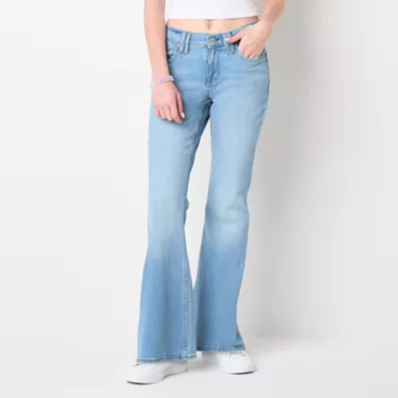 Arizona - Juniors Short Womens Low Rise Flare Leg Jean