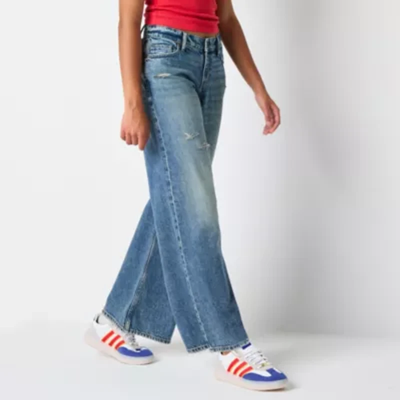 Arizona Airy Drape Womens Juniors Short Low Rise Baggy Fit Jean