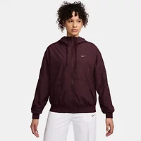 Nike Womens Hooded Lightweight Windbreaker