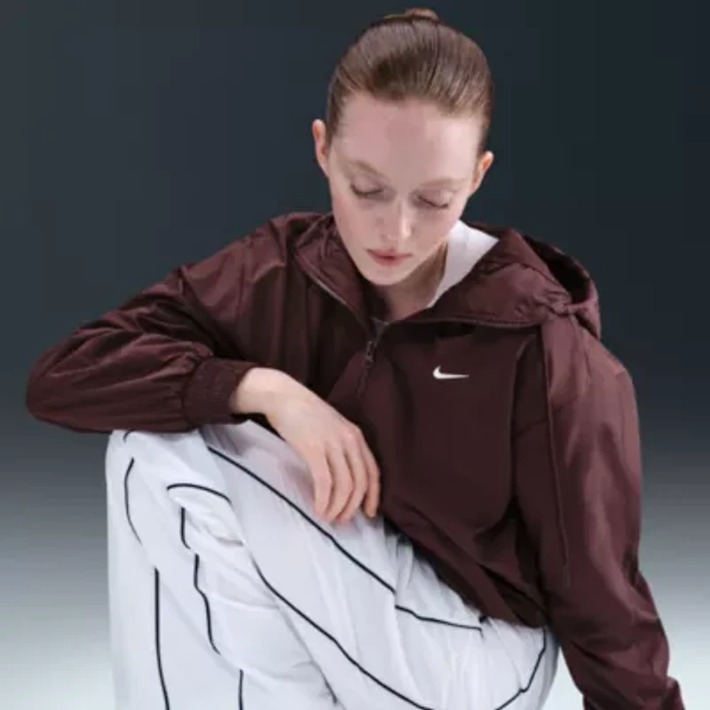 Nike Womens Hooded Lightweight Windbreaker
