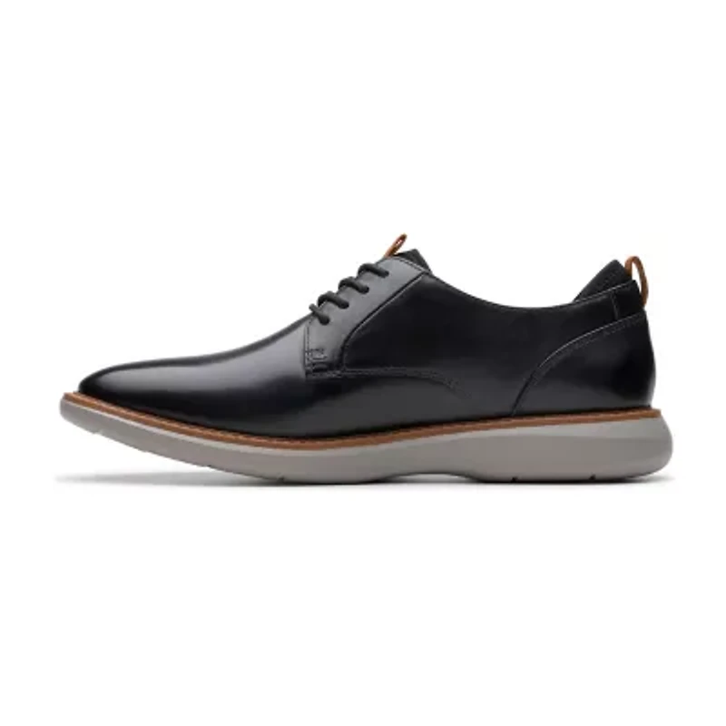 Clarks Brantin Plain Mens Round Closed Toe Oxford Shoes