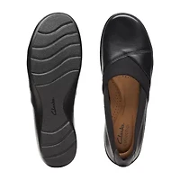Clarks Cora Charm Womens Round Closed Toe Slip-On Shoe