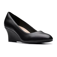 Clarks Olivette Prl Womens Closed Toe Wedge Heel Pumps
