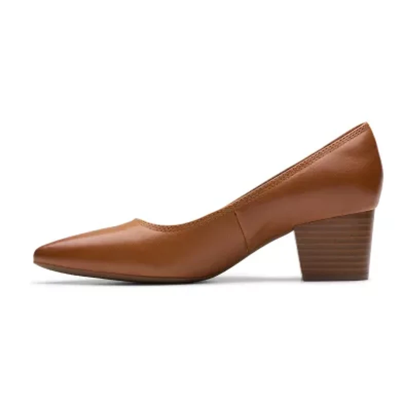 Clarks Elanie Hope Womens Closed Toe Stacked Heel Pumps