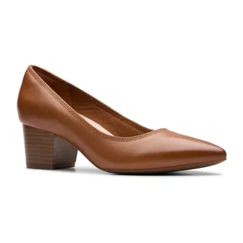 Clarks Elanie Hope Womens Closed Toe Stacked Heel Pumps