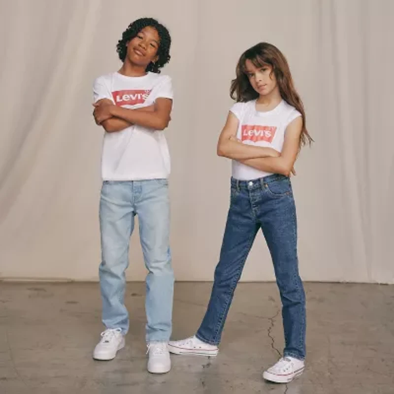 Levi's® Batwing Big Kid Boys Crew Neck Short Sleeve Regular Fit Graphic T-Shirt