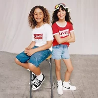 Levi's® Batwing Big Kid Boys Crew Neck Short Sleeve Regular Fit Graphic T-Shirt