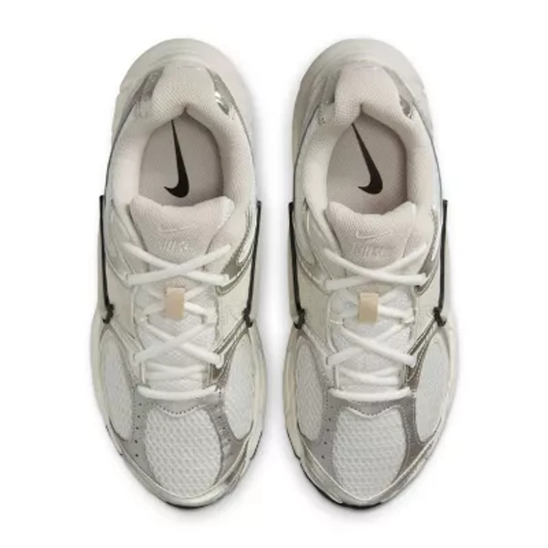 Nike V5 RNR Womens Sneakers