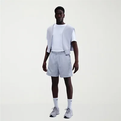Nike Club Flow Mens 6" Workout Shorts