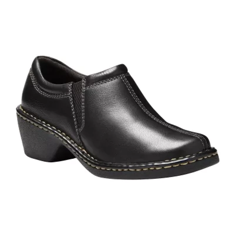 Eastland Amore Womens Round Slip-On Shoe