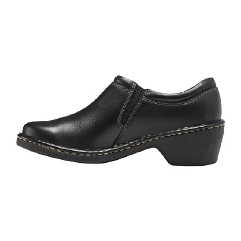 Eastland Amore Womens Round Slip-On Shoe