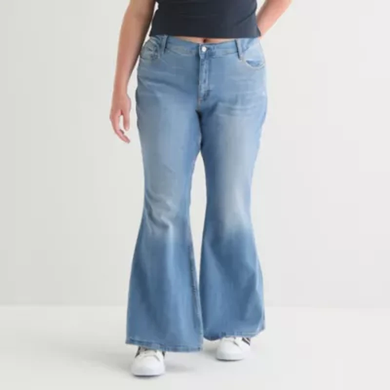 Arizona Womens Juniors Plus Low Rise Flare Leg Jean