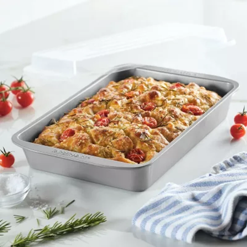 Farberware 9X13" Non-Stick Cake Pan with Lid