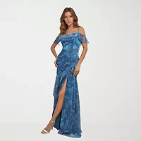 Rene by Ruiz Collection Womens Sleeveless Evening Gown