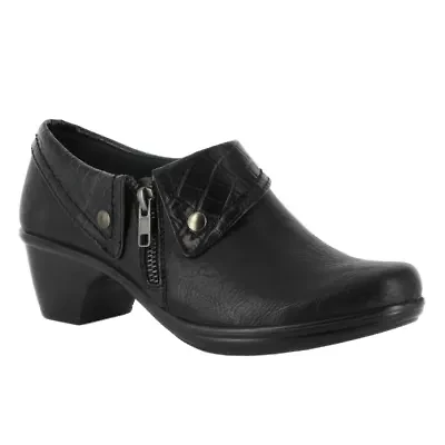Easy Street Darcy Womens Round Closed Toe Slip-On Shoe