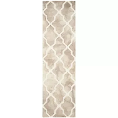 Safavieh Dip Dye Collection Petra Geometric Runner Rug