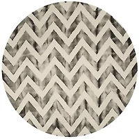 Safavieh Dip Dye Collection Ronnie Chevron Round Area Rug