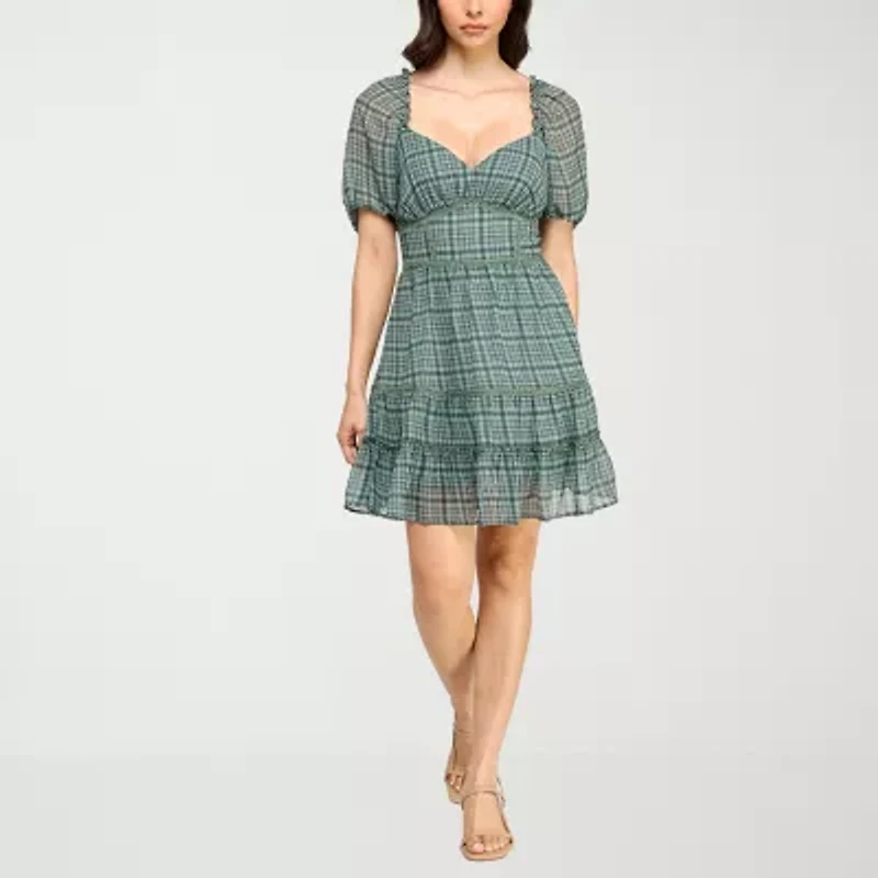 Trixxi Womens Short Sleeve Plaid Fit + Flare Dress Juniors