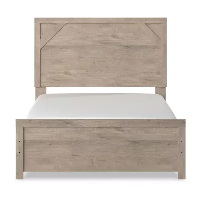 Signature Design by Ashley Senniberg Panel Bed Light Brown