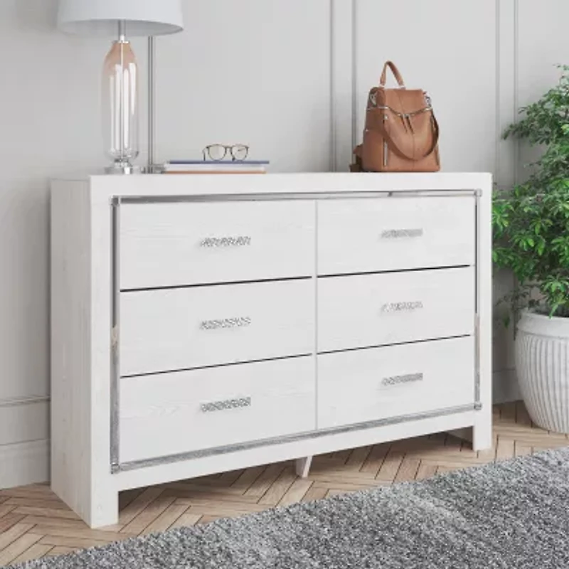 Signature Design by Ashley Altyra 6-Drawer Dresser in White