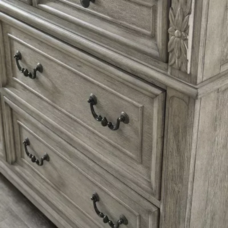 Signature Design by Ashley Lodenbay 7-Drawer Dresser in Antique Gray
