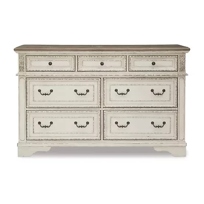 Signature Design by Ashley Realyn 7-Drawer Dresser in Chipped White