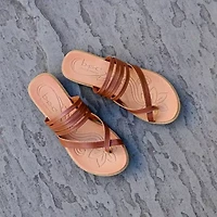 BOC by Born Womens Alisha Criss Cross Strap Flat Sandals