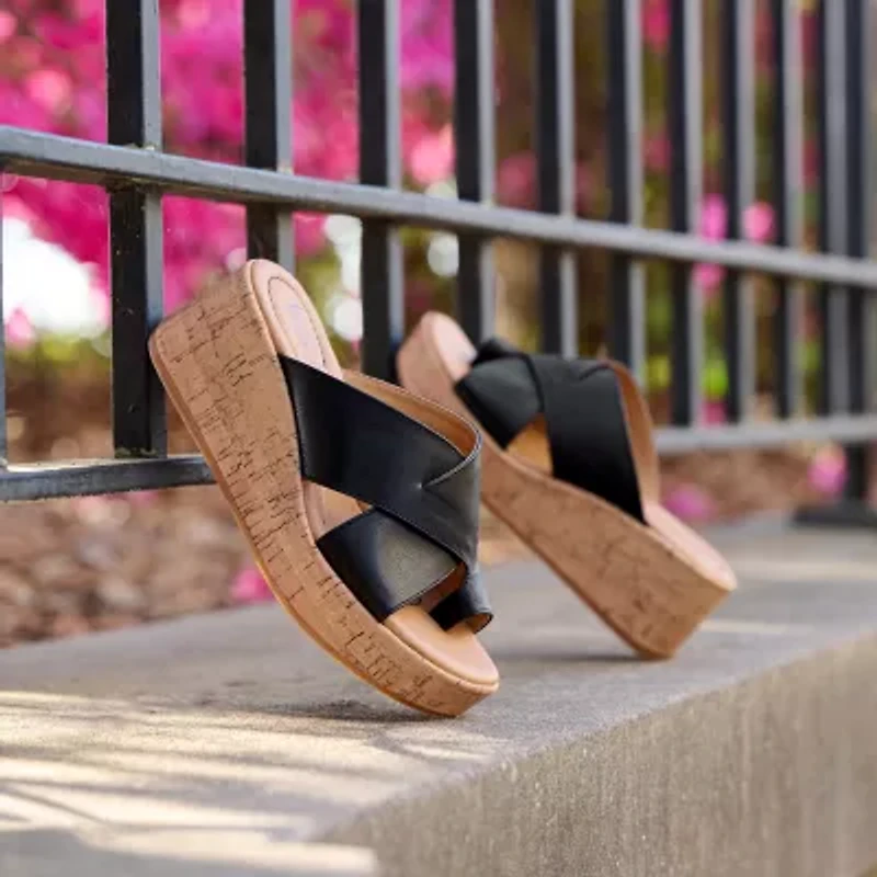 BOC by Born Womens Sunny Wedge Sandals