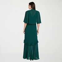 R & M Richards Womens Sleeveless Evening Gown