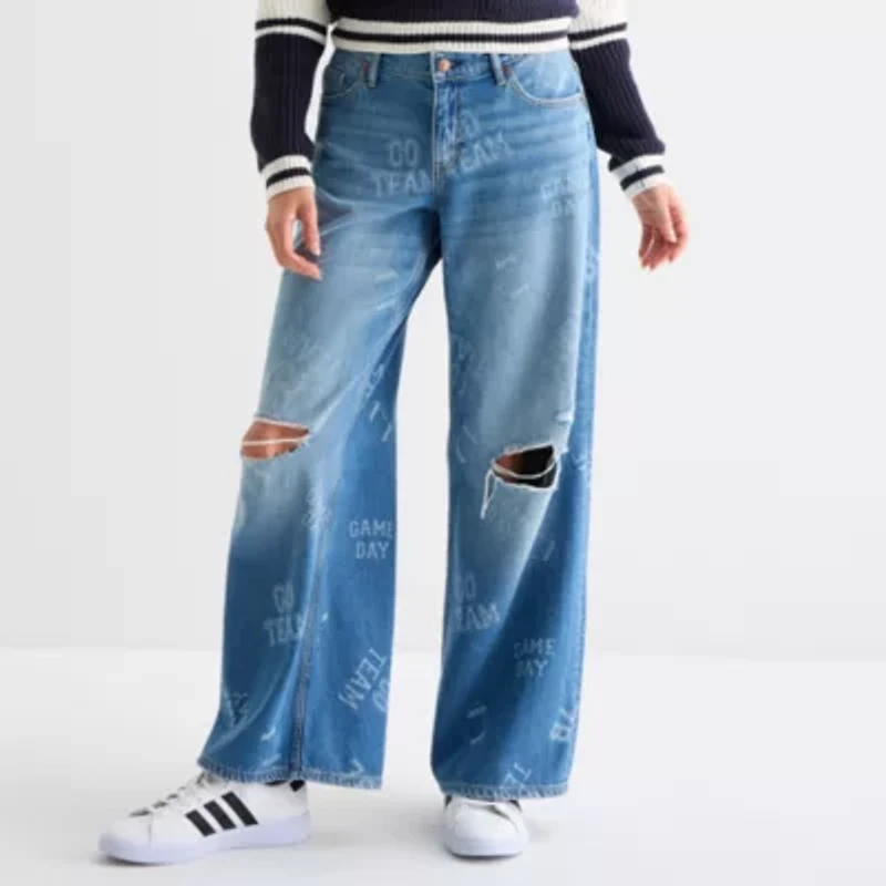 Arizona Juniors Womens Low Rise Baggy Fit Jean