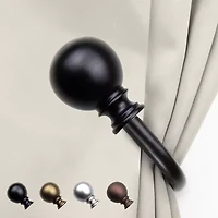 Rod Desyne Luna Holdbacks