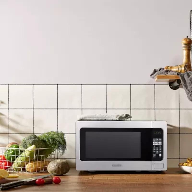 Black+Decker EM262AMY-PHB 2.2 Cu. Ft. Digital Microwave w/ Sensor