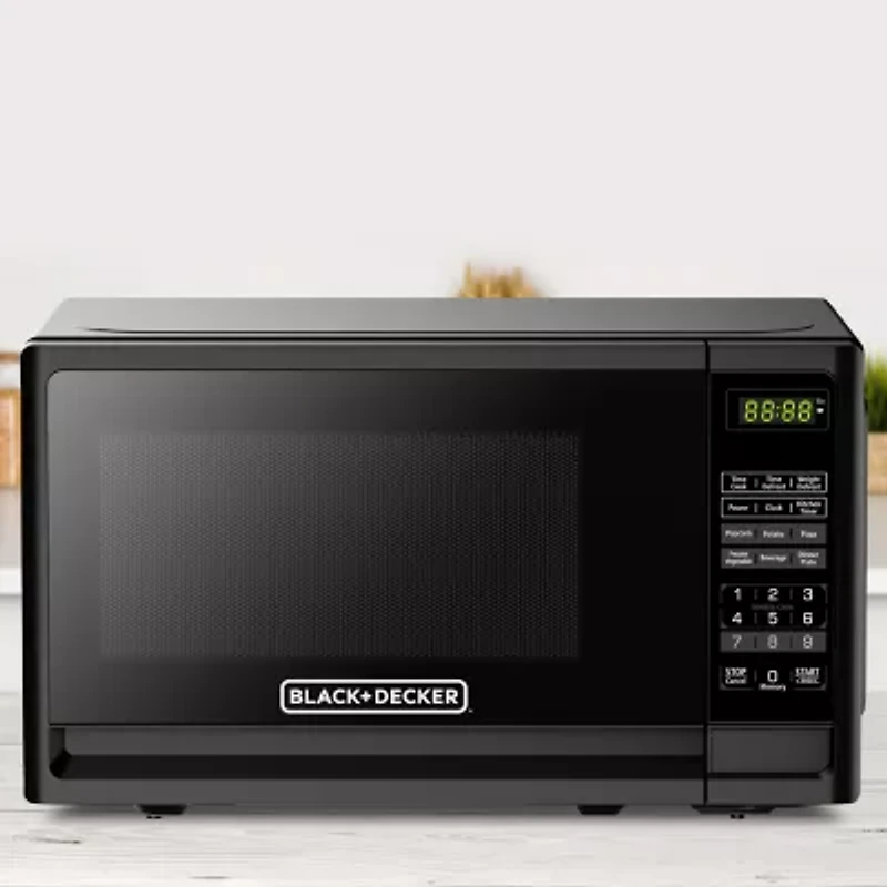 Black+Decker 0.7 Cu Ft Counter Microwave