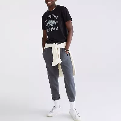 AEROPOSTALE. Mens Short Sleeve Classic Fit Graphic T-Shirt