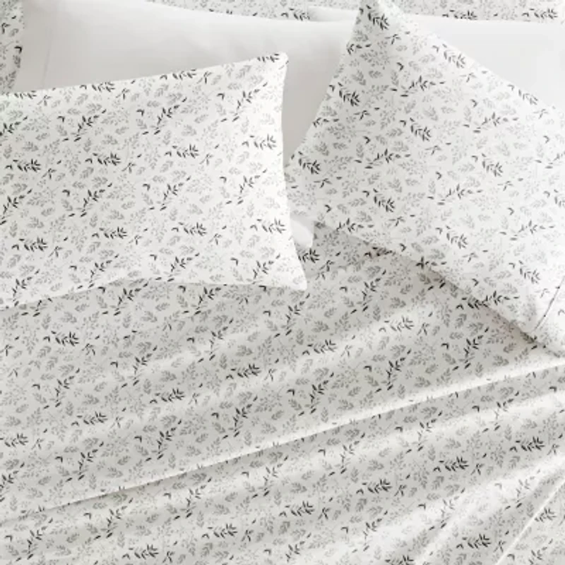 Casual Comfort Tossed Foliage Patterned Sheet Set
