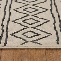 LR Home Tribal Diamond Indoor Outdoor Rectangular Area Rug