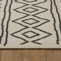 LR Home Tribal Diamond 24"X36" Indoor Outdoor Rectangular Accent Rug
