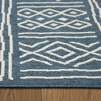 LR Home Tribal Diamond 24"X36" Indoor Outdoor Rectangular Accent Rug