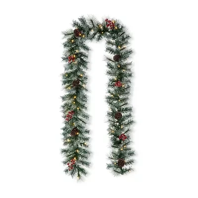 Glitzhome 9ft Pre-Lit Red Berries Christmas Indoor Garland