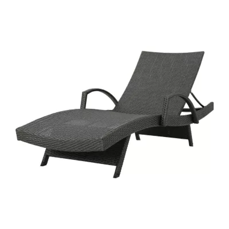 Salem 4-pc. Lounge Chair